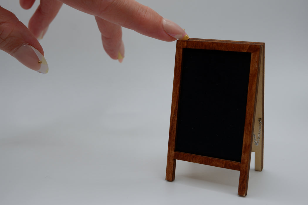 Sandwich Board Kit - 1:12